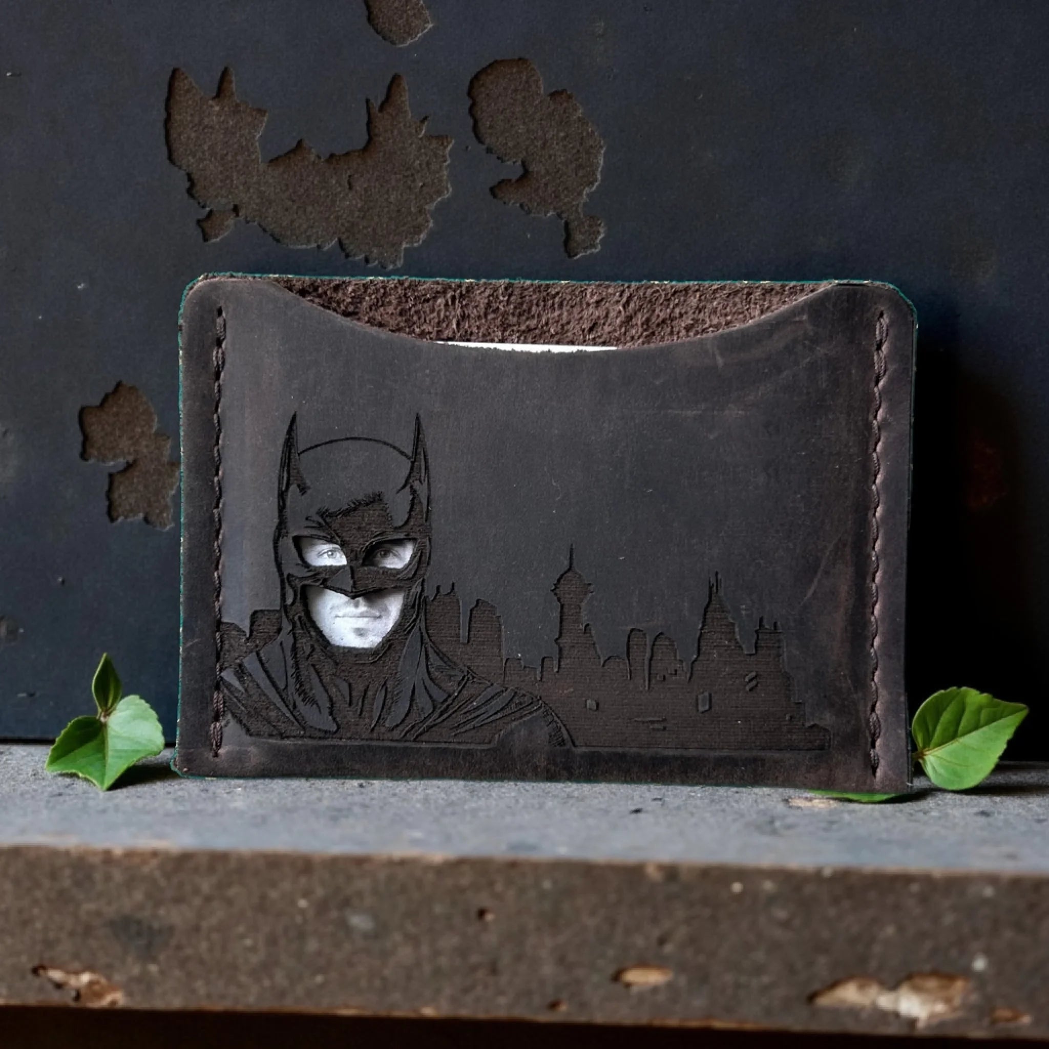 CARDHOLDER-HERO-BROWN-2