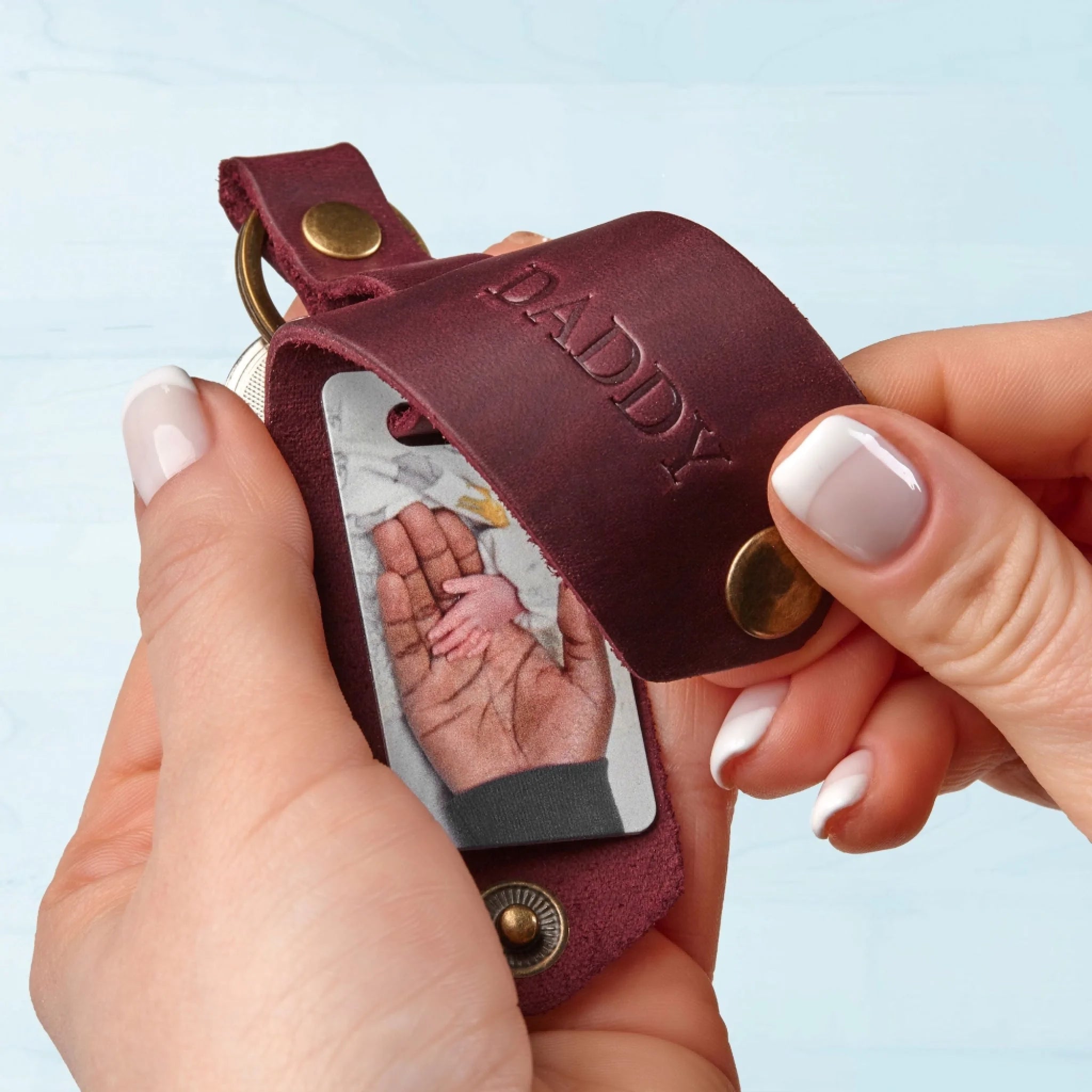 KEYCHAINS-PHOTO-BURGUNDY