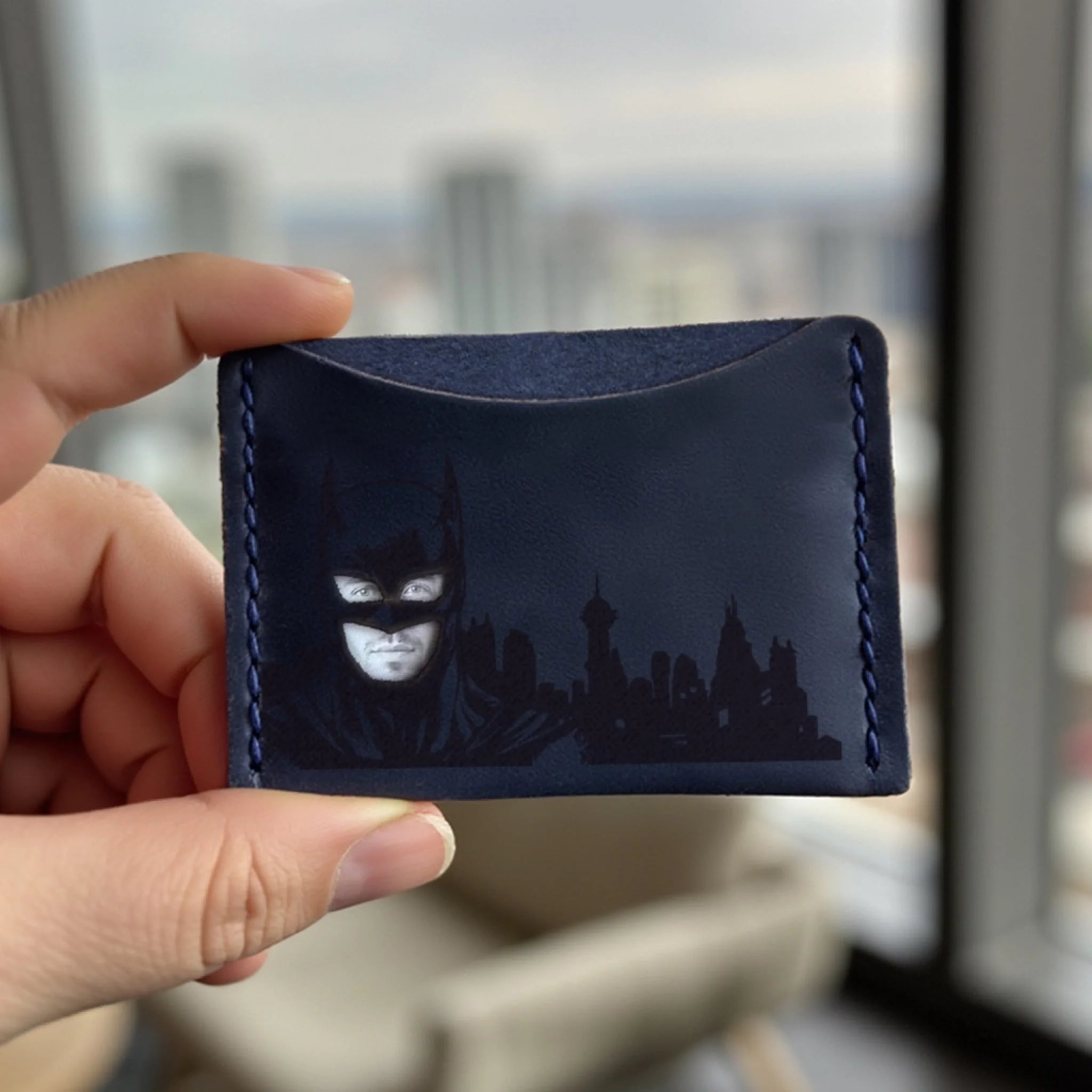 CARDHOLDER-HERO-DARK-BLUE