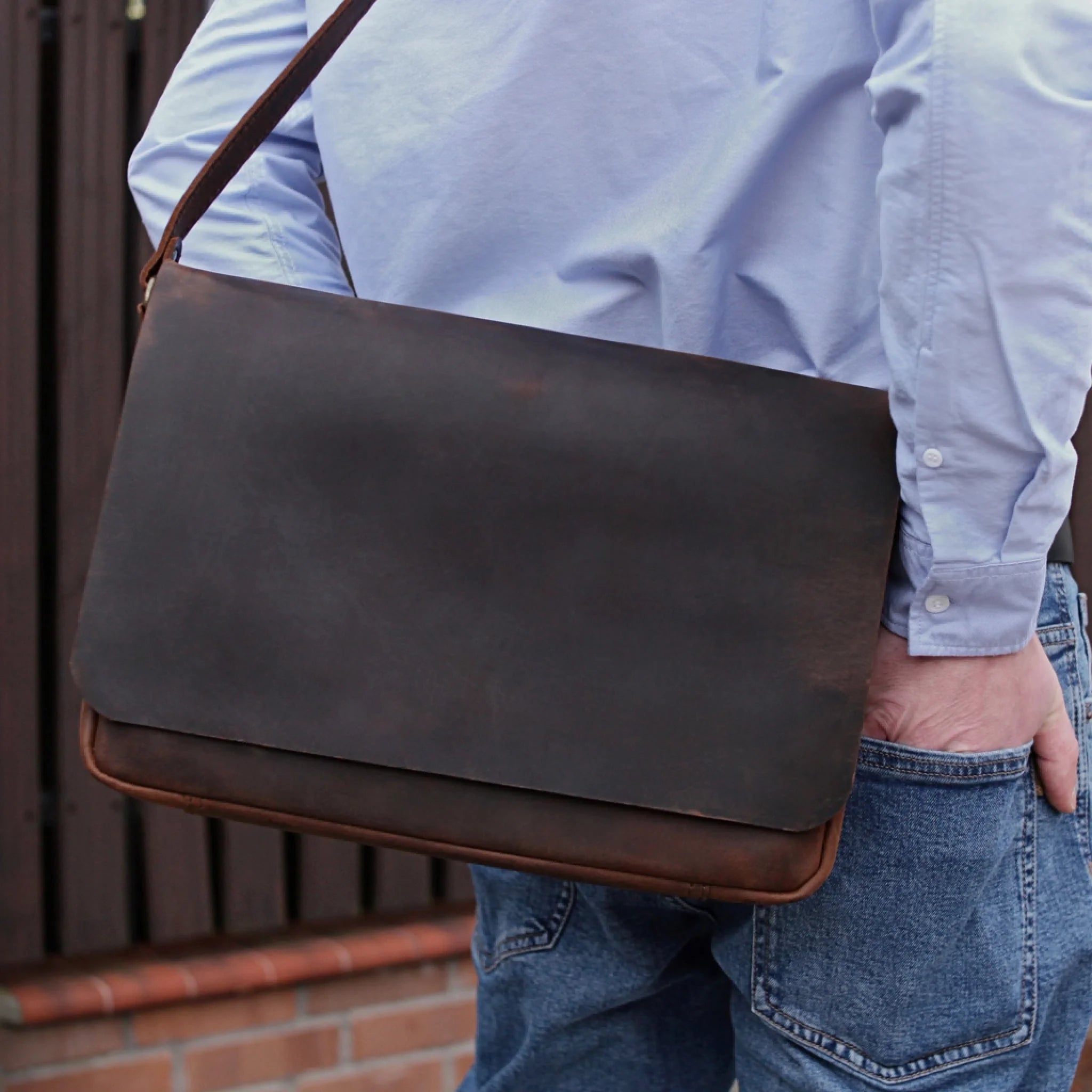 POSTMAN-BAG-003