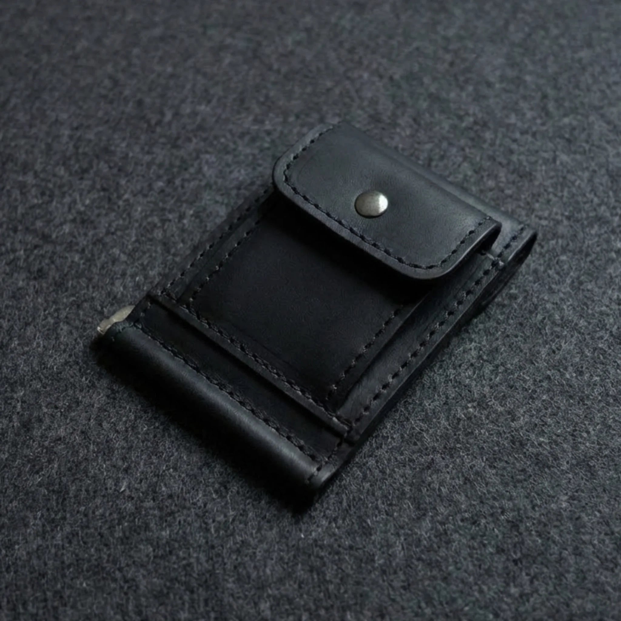 WALLET-CLIPSE-BACK-SIDE-BLACK