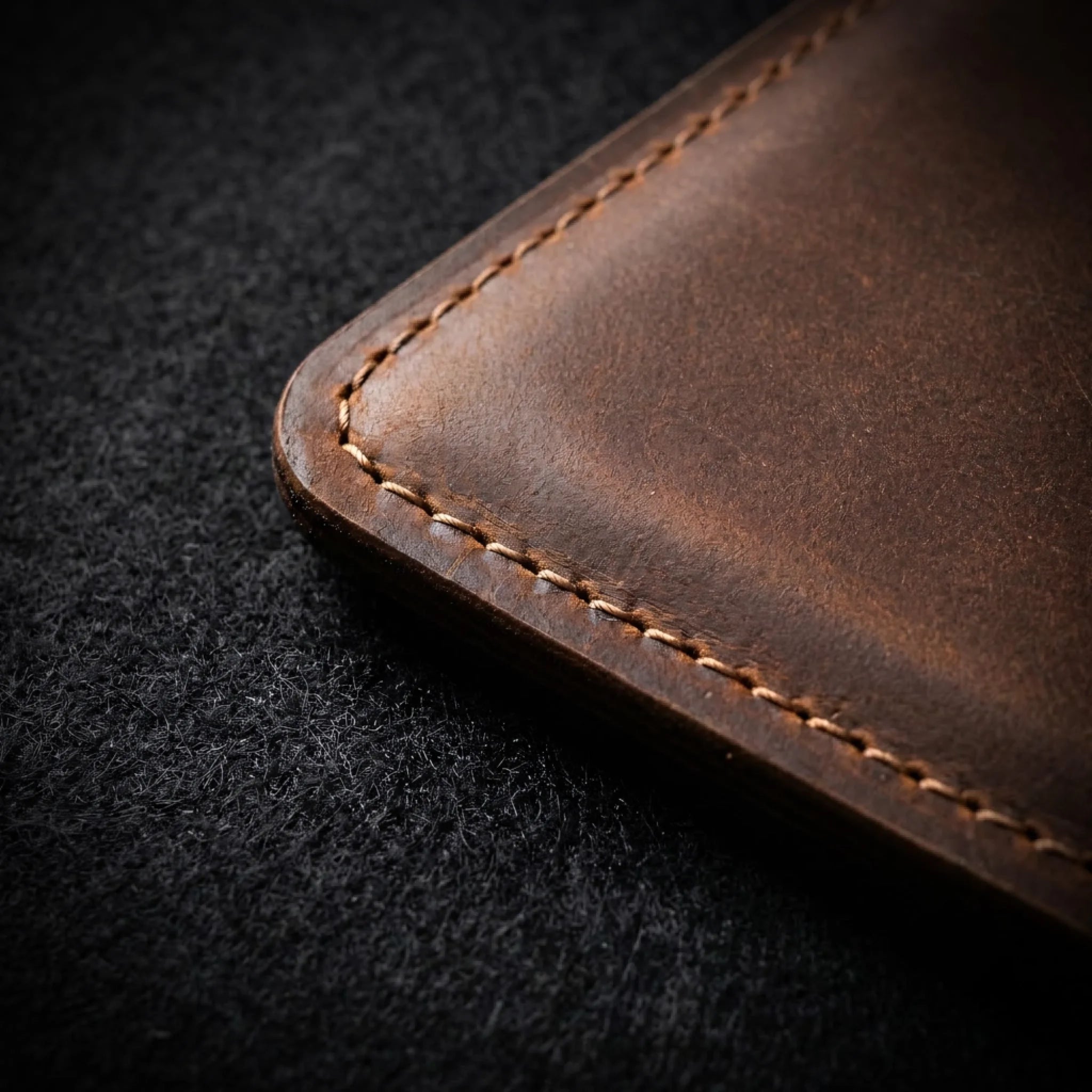 LAPTOP-SLEEVE-LEATHER-005