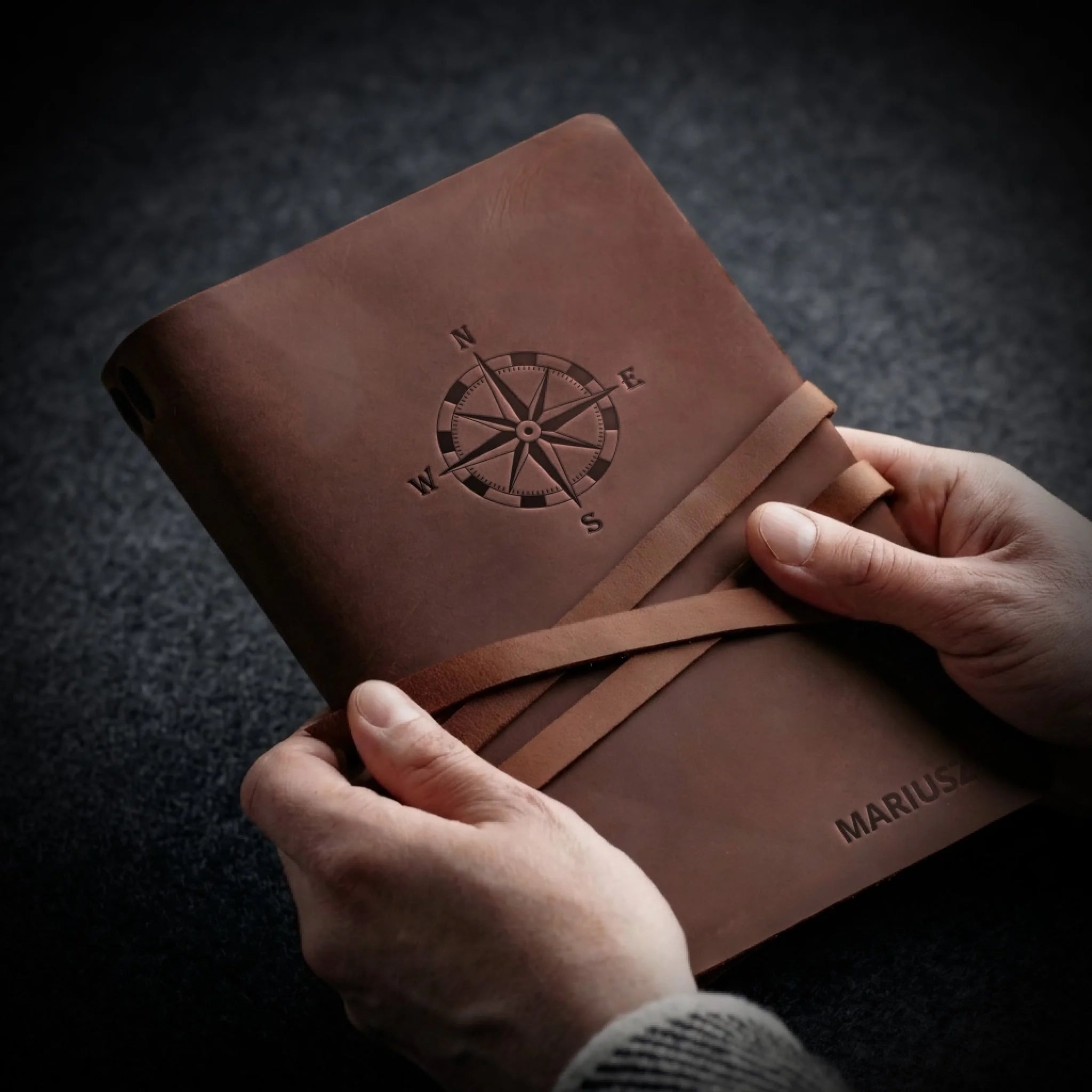 LEATHER-JOURNAL-COMPAS-02