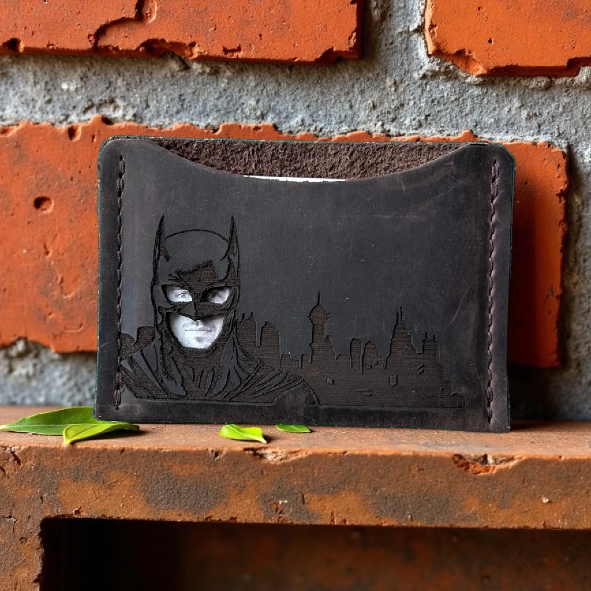 CARDHOLDER-HERO-BROWN