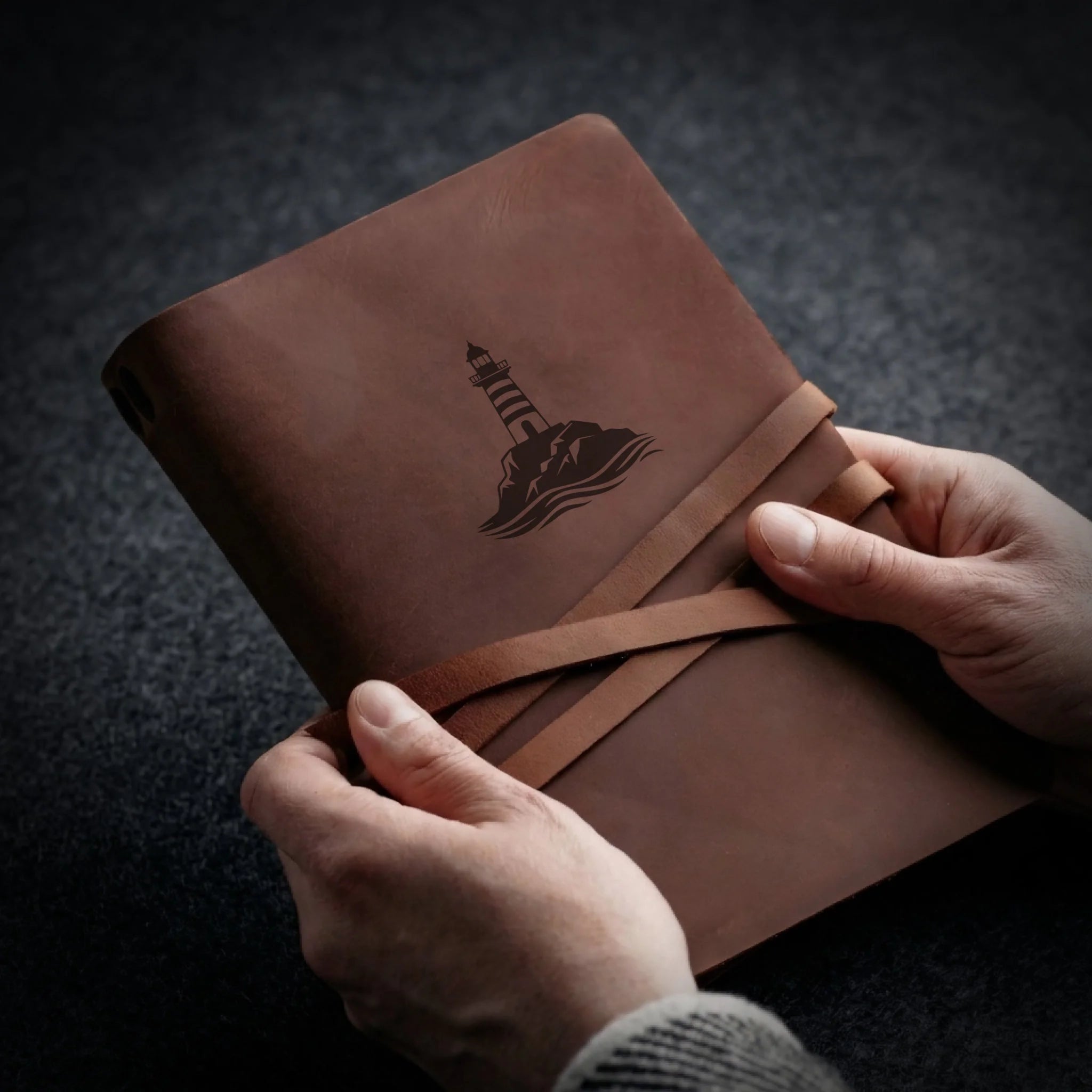 LEATHER-JOURNAL-COMPAS-02