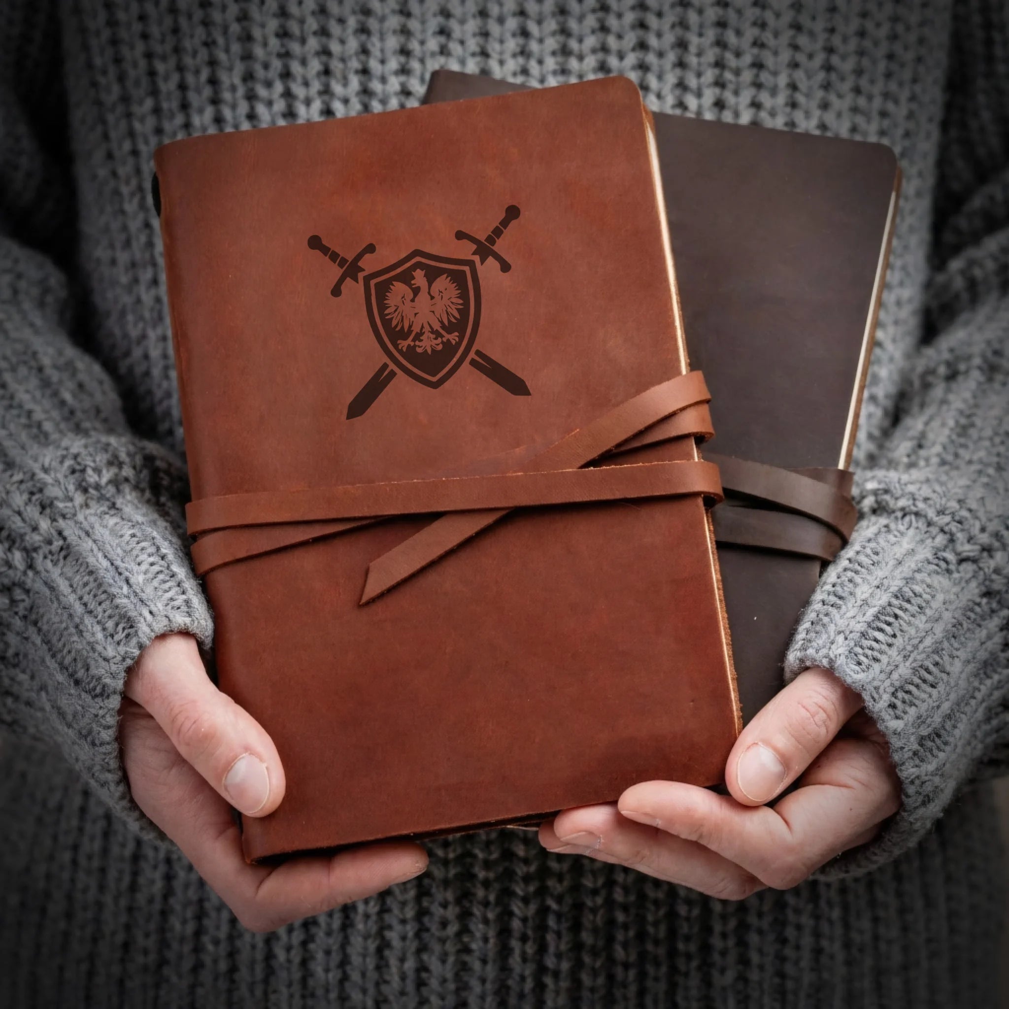 LEATHER-JOURNAL-COMPAS-01