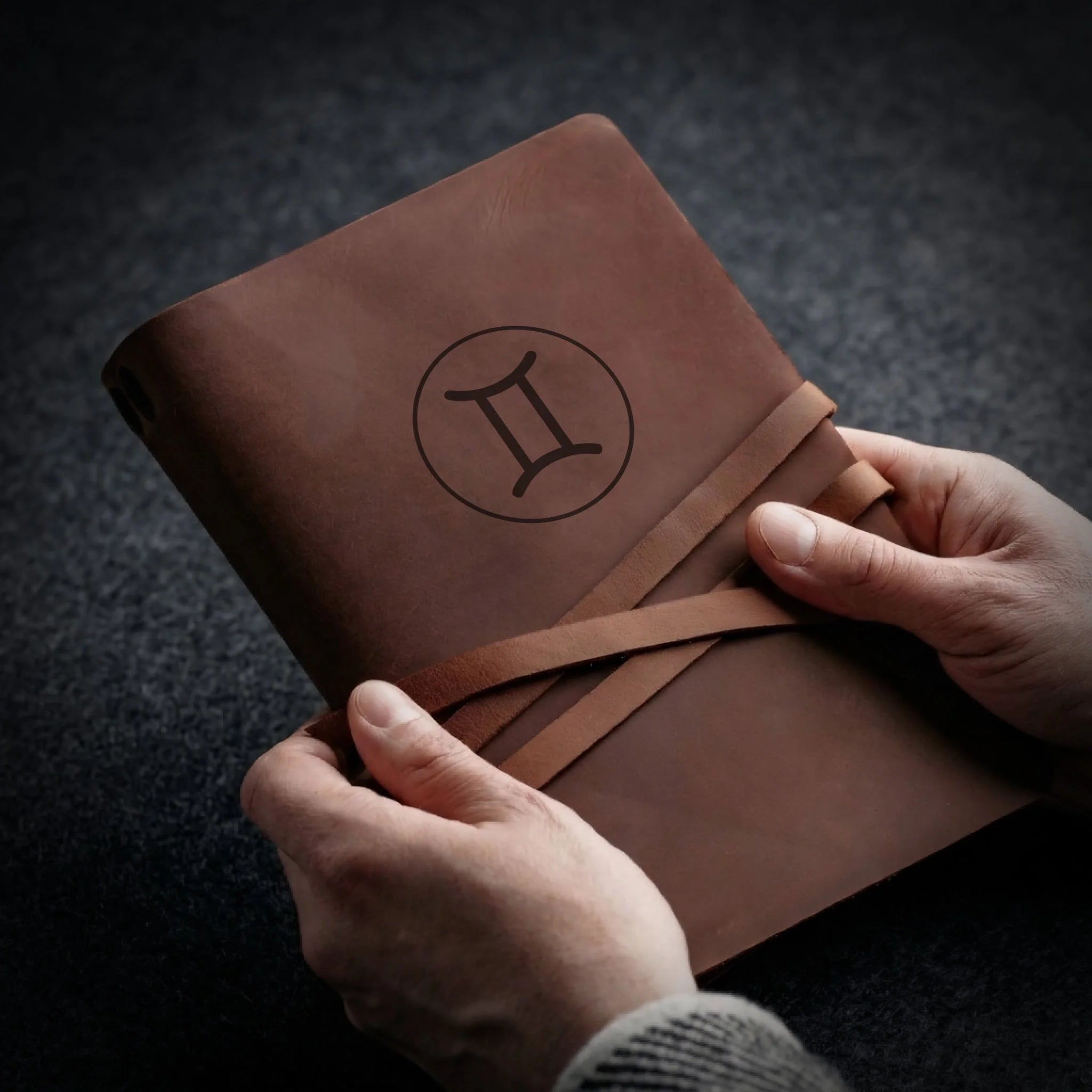 LEATHER-JOURNAL-COMPAS-02