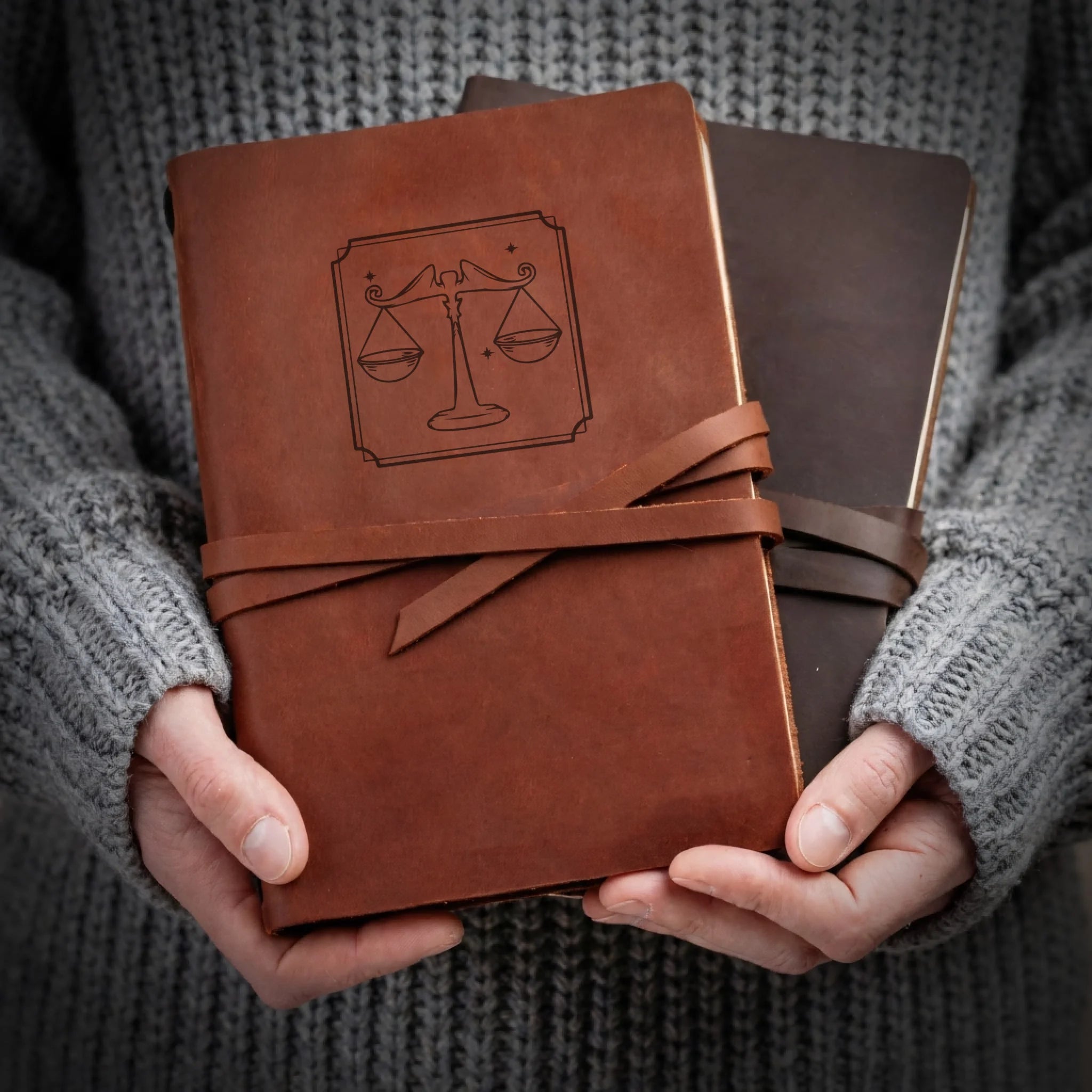 LEATHER-JOURNAL-COMPAS-01