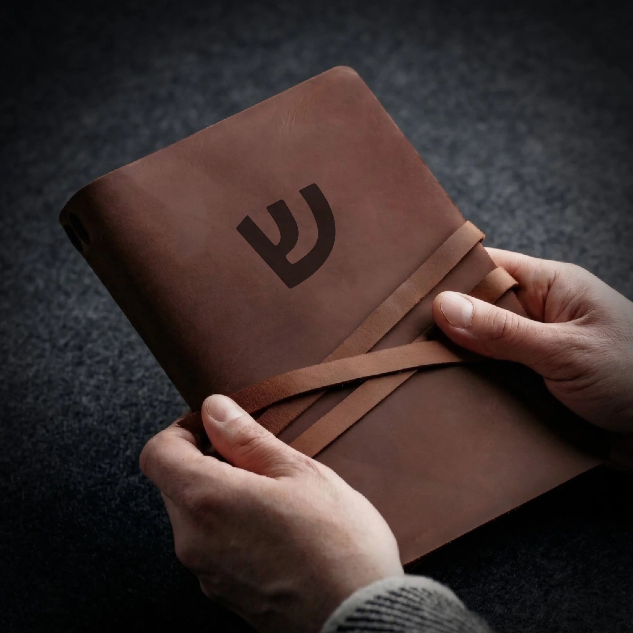 LEATHER-JOURNAL-COMPAS-02